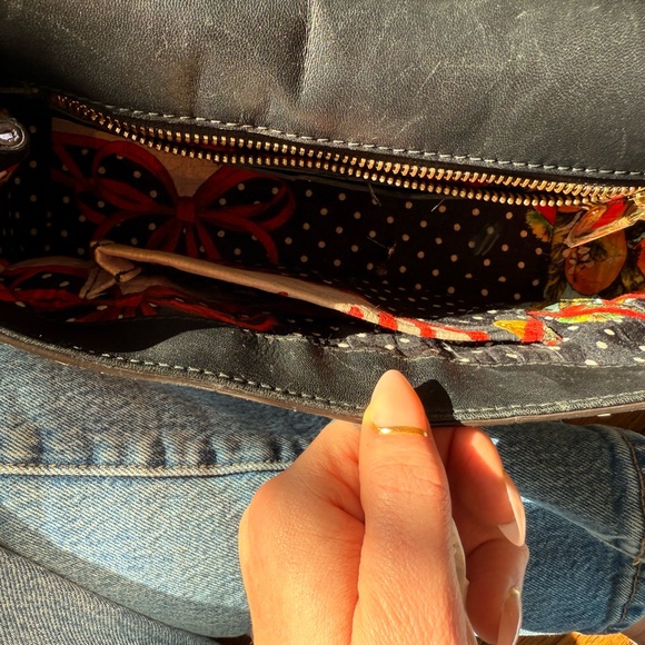 Vintage Dolce & Gabana Designer Handbag - Picture 6 of 6